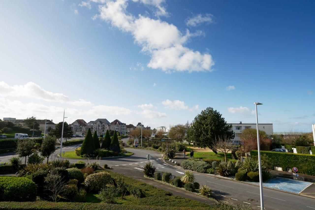 Le Luxe & Votre Vue Mer A Ouistreham Riva Bella Exterior foto